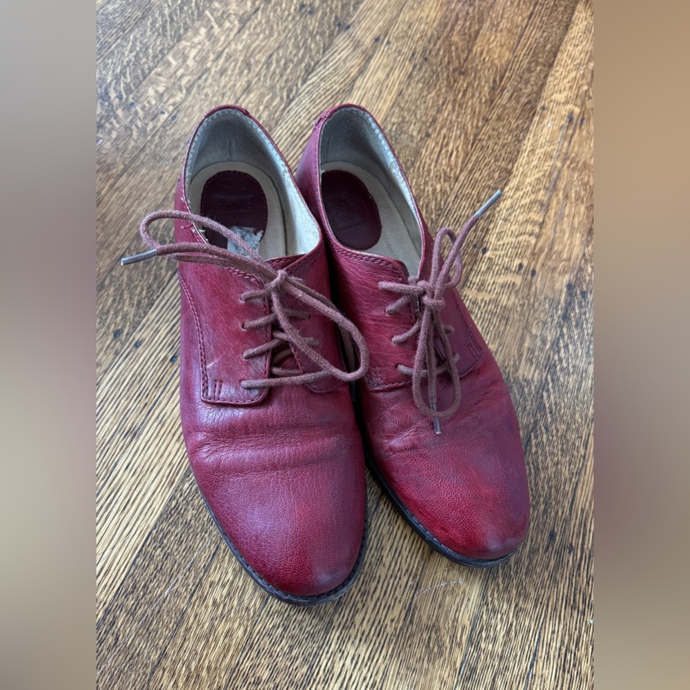 Super cute Frye Anna Shoes Oxfords!